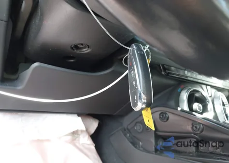 2021 Chevrolet Camaro Rwd Lt1 from USA, damaged, VIN 1G1FE1R70M0117464